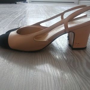 Chanel beige low high heels